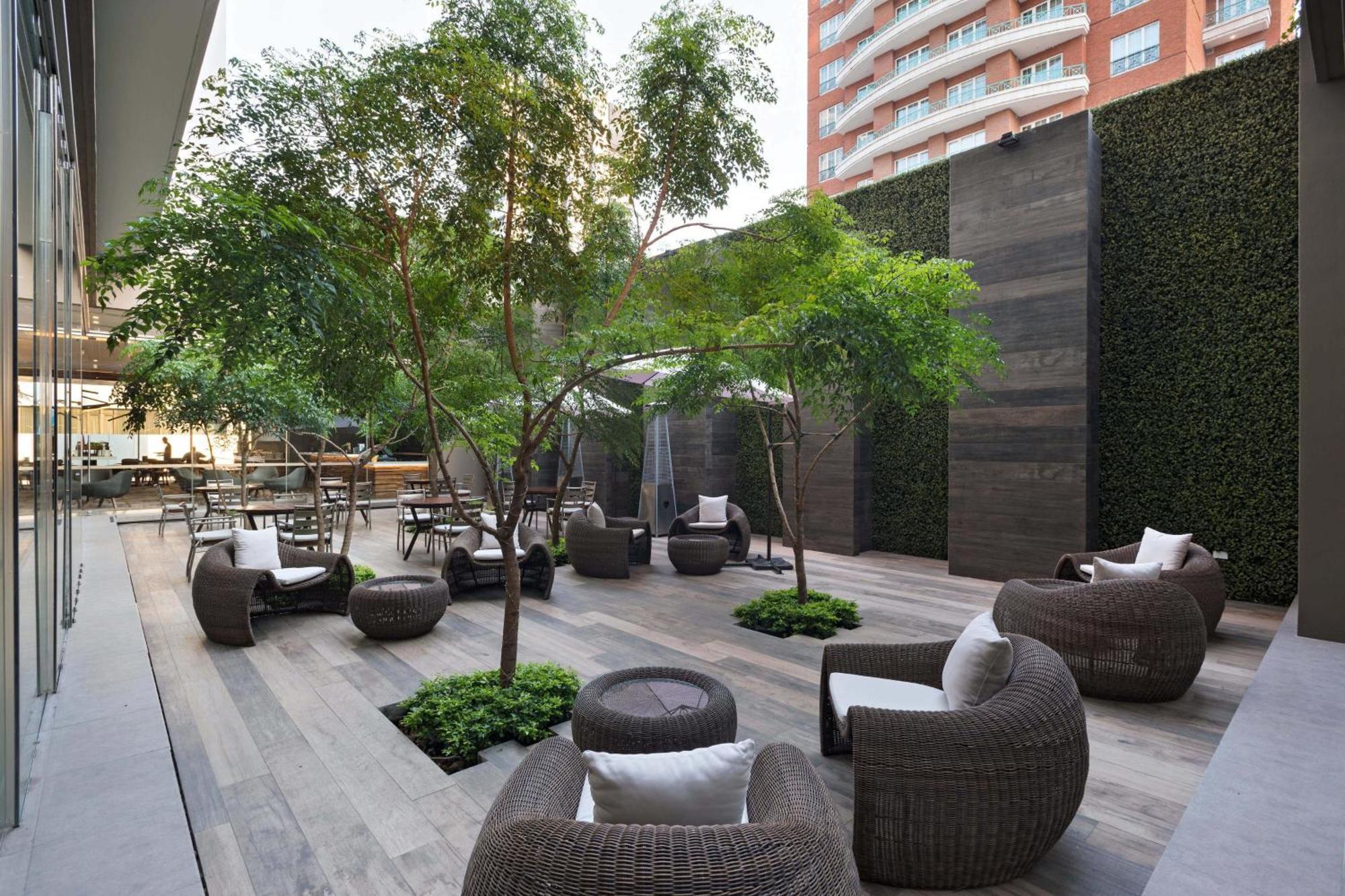 Courtyard By Marriott Guatemala City Екстер'єр фото