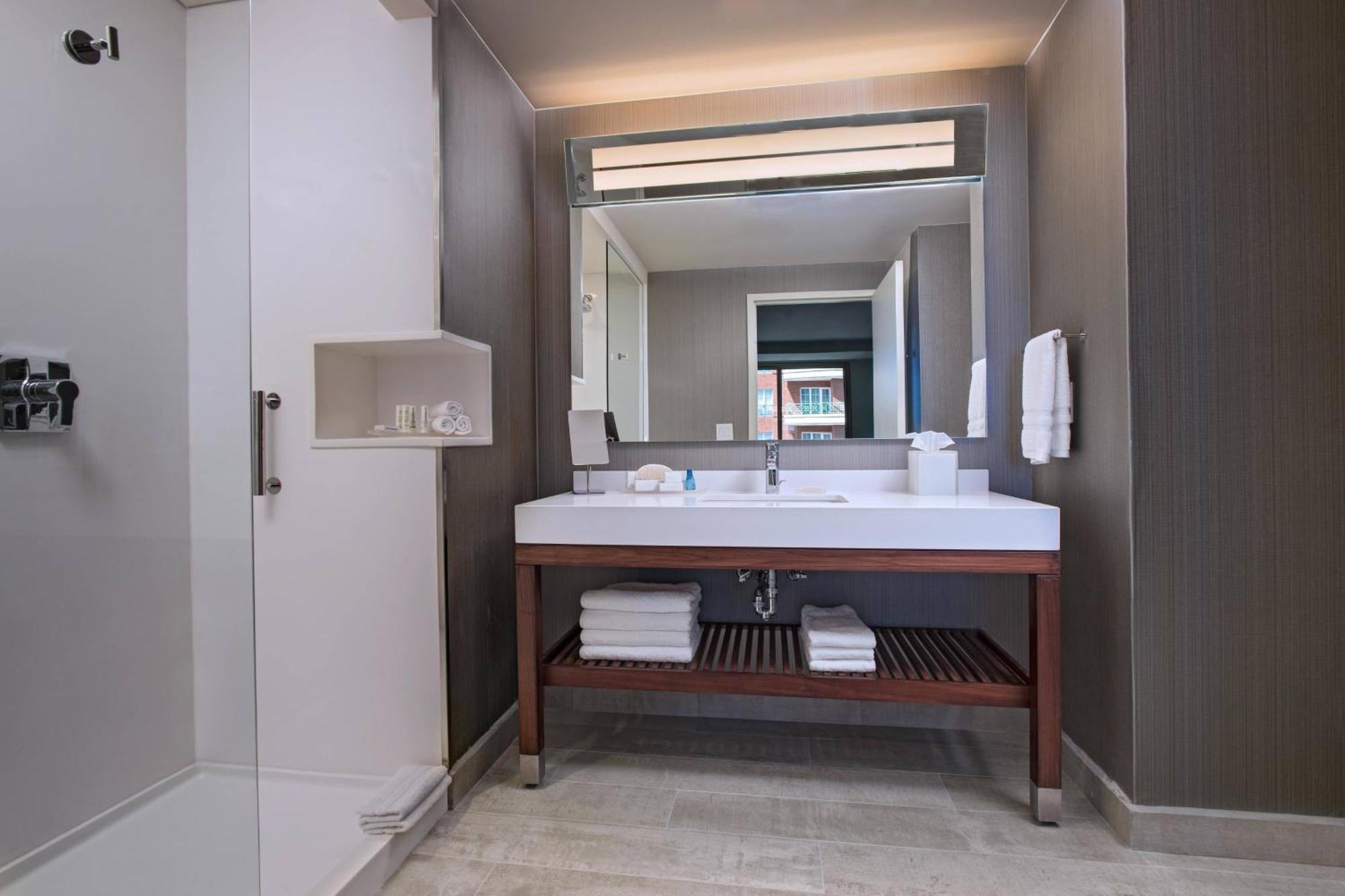 Courtyard By Marriott Guatemala City Екстер'єр фото