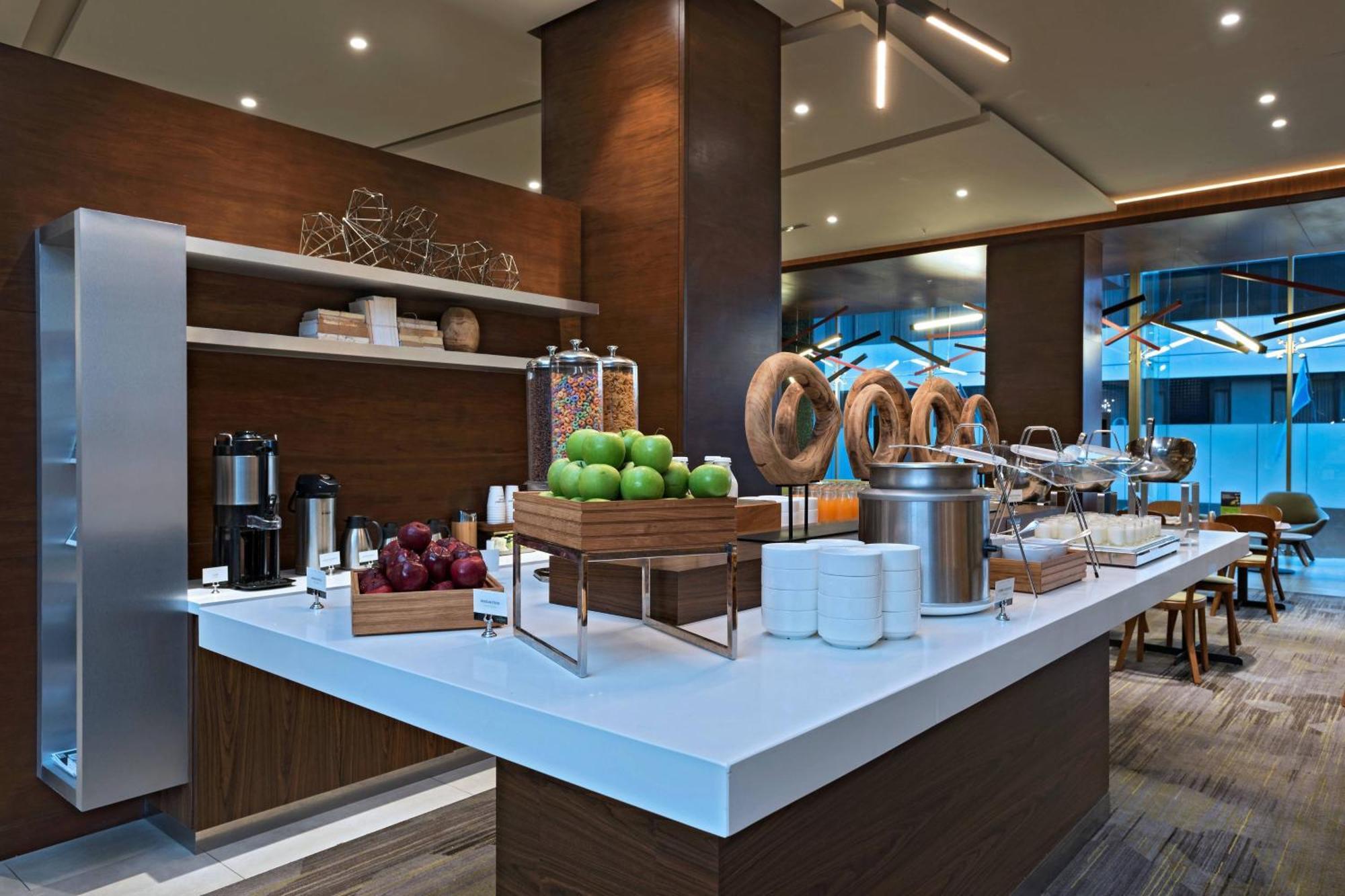 Courtyard By Marriott Guatemala City Екстер'єр фото